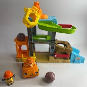 Fisher Price Little People Load Up ‘N Learn Construction Site